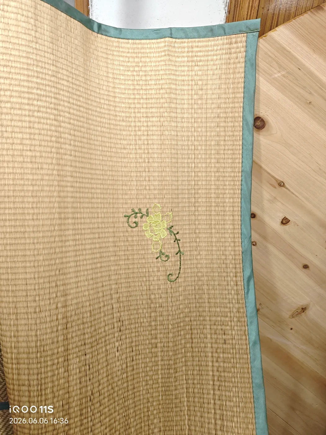 加厚绣花草席直筒